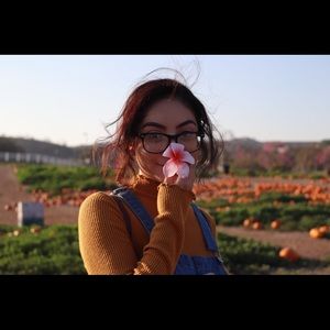 Meet your Posher, Genesis